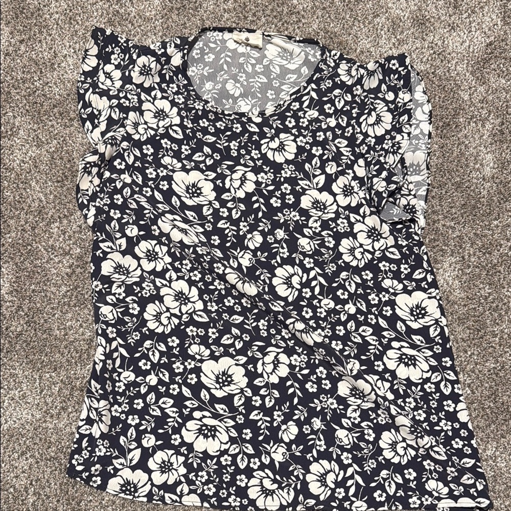 Floral Black and White Women's Top